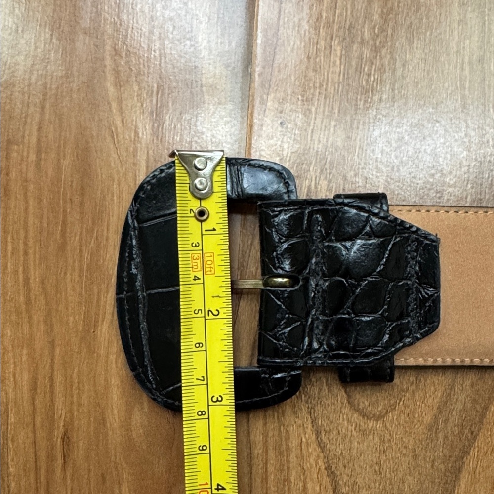 VTG • Black Leather Belt - Picture 8 of 8
